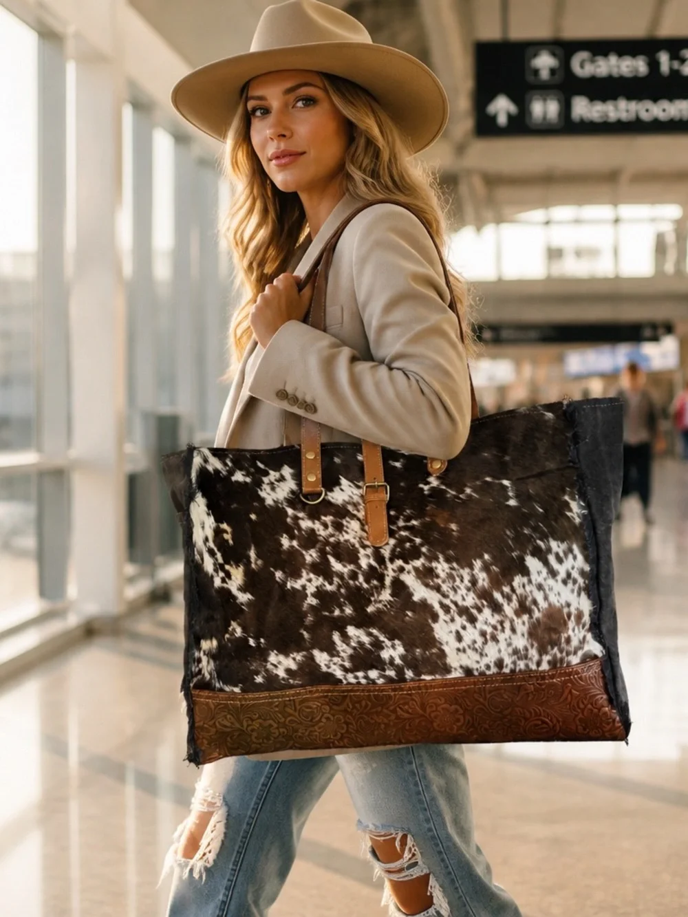 Myra Western Weekender Bag Cowhide Leather Duffel Travel Carry On Boho Cowgirl - Picture 1 of 10